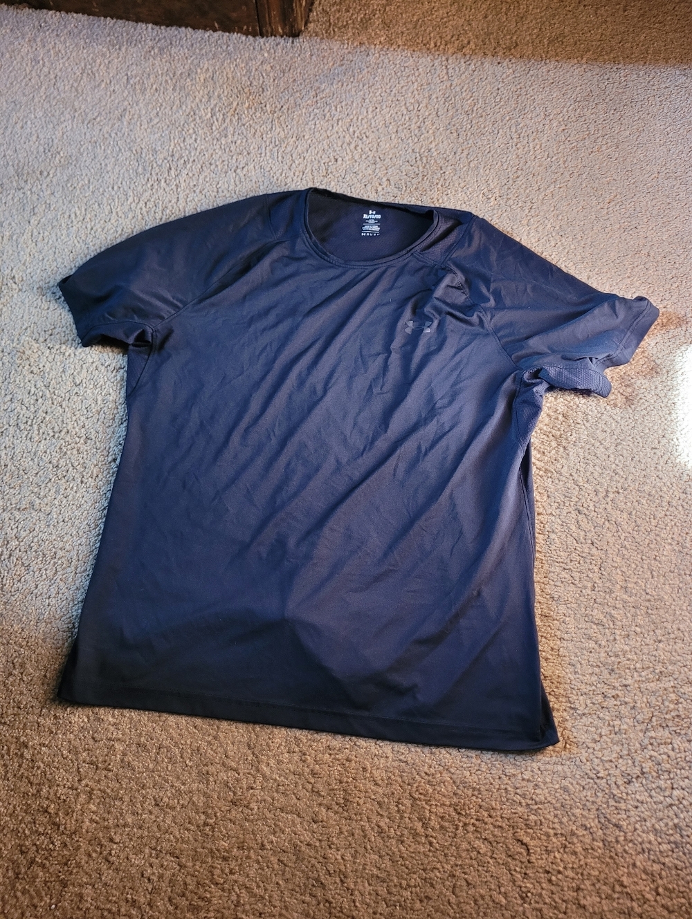 Black Under Armour shirt